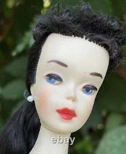 1960 Rare Hi-color #3 Vintage Barbie