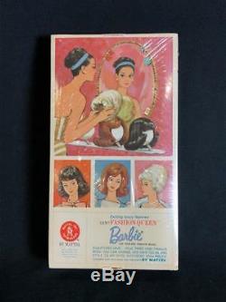 1962 FASHION QUEEN BARBIE Doll 870 With Wigs Wrist tag shoes booklet SEALED Rare