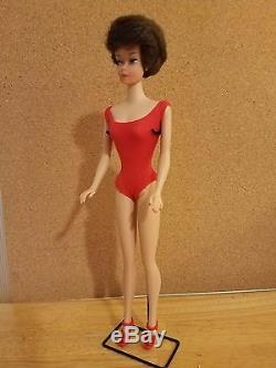 1962 Vintage Brunette Bubble Cut Midge Barbie in the original box