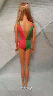 1968 BEAUTIFUL Blonde Standard Barbie #1190 Straight Leg