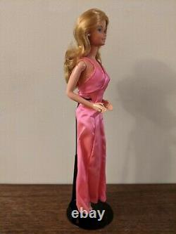 1977 Vintage ORIGINAL SUPERSTAR Barbie with Pink Dress, Ring, eat rings HTF Doll