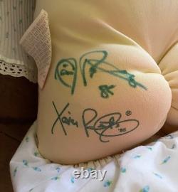 1985 Hand Signed Xavier Roberts Soft sculpture Cabbage Patch Kids Little People