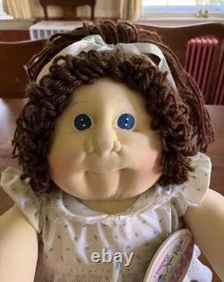 1985 Hand Signed Xavier Roberts Soft sculpture Cabbage Patch Kids Little People