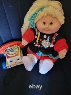 1990 Cabbage Patch Kid HTF, BENDABLE ARMS/ LEGS FIRST EDITION OAA