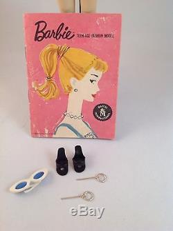#1brunette Vintage Barbie All Original With Box And Accessories