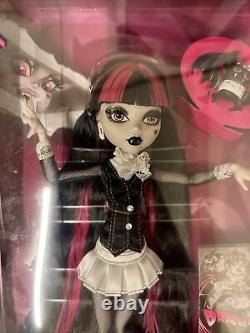 1x Monster High Doll Draculaura Reel Drama Doll RANDOM DAMAGED BOX READ
