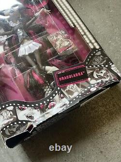 1x Monster High Doll Draculaura Reel Drama Doll RANDOM DAMAGED BOX READ