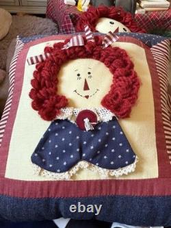 2001 30 Raggedy Ann Stuffed Doll and Pillow Rag Doll