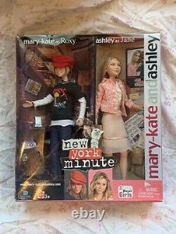 2004 Mary-Kate and Ashley New York Minute Doll Set