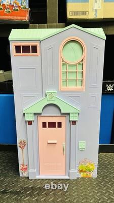 2005 Barbie City Pretty Townhouse Playset 2-Story Folding House Mattel Rare VTG
