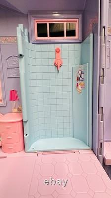 2005 Barbie City Pretty Townhouse Playset 2-Story Folding House Mattel Rare VTG