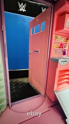 2005 Barbie City Pretty Townhouse Playset 2-Story Folding House Mattel Rare VTG