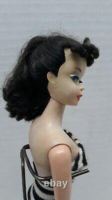 20/3 Vintage Barbie ponytail #3 brunette with blue eye shadow original top knot