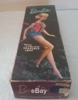 AMERICAN GIRL BARBIE SIDEPART Pale Blonde Stock #1070= RARE in original box
