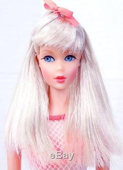 Amazing Vintage Platinum Blonde Twist'N Turn Barbie Doll MINT