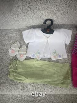 American Girl DOLL ISABELLE PALMER 18 Blonde Hair Green Eyes Pink Hair Piece