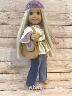 American Girl Doll 18 Julie Long Blonde Hair 2013 With Meet Outfit & Necklace