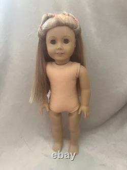 American Girl Isabelle 18in Doll w Outfit Shoes & Accessories