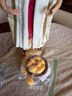 Ashton-Drake doll Miracles of Jesus Multiplying the loaves 19 tall 2 Jesus