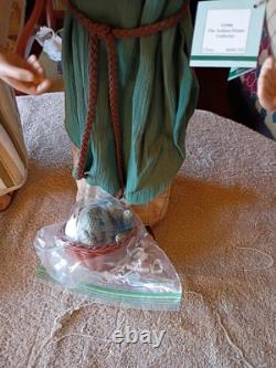Ashton-Drake doll Miracles of Jesus Multiplying the loaves 19 tall 2 Jesus