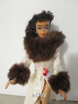 Barbie Doll # 850 BRUNETTE WITH BOX AND STAND