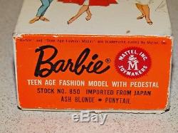 Barbie VINTAGE Ash Blonde PONYTAIL BARBIE Doll withBOX