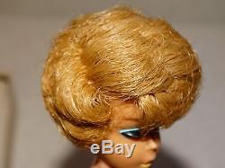 Barbie VINTAGE Ash Blonde SIDEPART BUBBLECUT BARBIE Doll withBOX