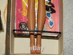 Barbie VINTAGE Blonde 1961 BUBBLECUT Doll withFACTORY HAIR SET & BOX
