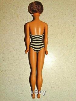 Barbie VINTAGE Brownette 1961 BUBBLECUT BARBIE Doll
