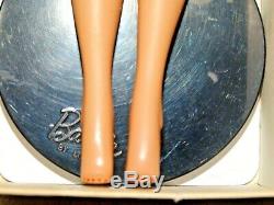 Barbie VINTAGE Brunette #4 PONYTAIL BARBIE Doll withPedestal Stand & Box