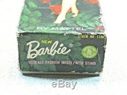 Barbie VINTAGE Brunette STANDARD BARBIE Doll withBox