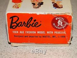 Barbie VINTAGE White Ginger 1961 BUBBLECUT BARBIE Doll withBOX