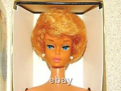 Barbie VINTAGE White Ginger 1961 BUBBLECUT BARBIE Doll withLight Hair & Box