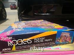 Barbie and the Rockers Rockin' House Party set 35 Piece Set & Diorama #7748 -NEW