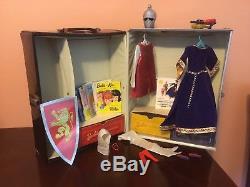 Barbie vintage 1960's lot 8 dolls 5 cases