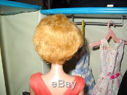 Beautiful Vintage Blonde Bubble Cut Barbie withTrunk & Clothes & Accessories