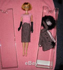 Beautiful Vintage Dark Blonde 1965 American Girl Barbie Doll withbeautiful fashion