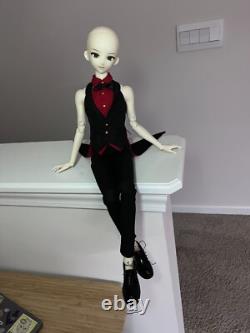 Bjd doll 1/4 Gray Plumage Male Resin body and pvc head full set outfit include