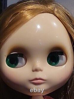 Blythe Doll Cwc Tomy Realistic Female Girl Brunette 2006 Rare Green Eyes