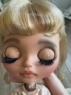 Blythe Fashion Doll Blonde Hair Pink Heart Lace Dress White Shoes Freckles