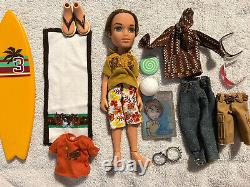 Bratz doll lot with accessories