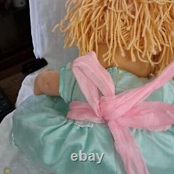 Cabbage patch doll adult blondGreen Dress Toys 20th Anniversary original vintage