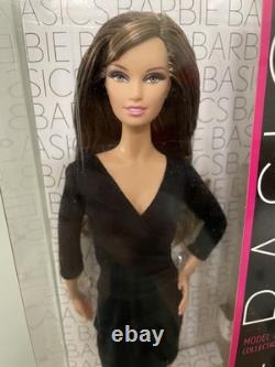 Custom/Private Listing for per 7616 Lot of 2 New Model Collection Boxed Barbie's