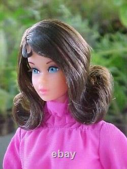 EX+++ 1971 Dk. Brown Marlo Flip Twist'n Turn TNT Barbie #1160 in PURPLE PLEASERS