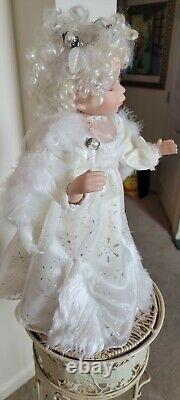 Enlightening Unity Guardian Angel By Florence Maranuk/show Stoppers Dolls
