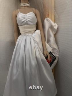Franklin Mint I Love Lucy Bride Doll