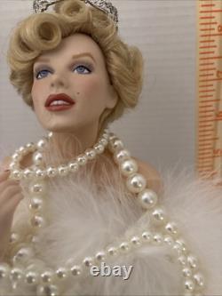 Franklin Mint Marilyn Monroe Dripping In Pearls