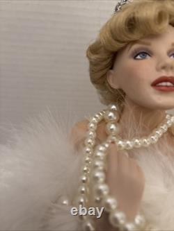 Franklin Mint Marilyn Monroe Dripping In Pearls
