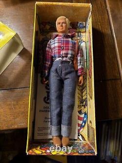 GAY BOB DOLL 1977 FIRST GAY DOLL ANATOMICALLY CORRECT withBAG and CATALOG NRFB