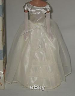 Gorgeous Mattel Barbie Titian Ponytail Doll in Dressed Box Brides Dream #BJ35
